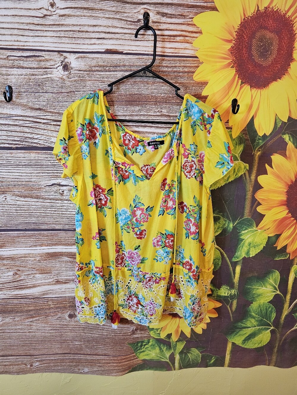 Relativity Yellow Floral Peasant Tunic with Lace Trim
